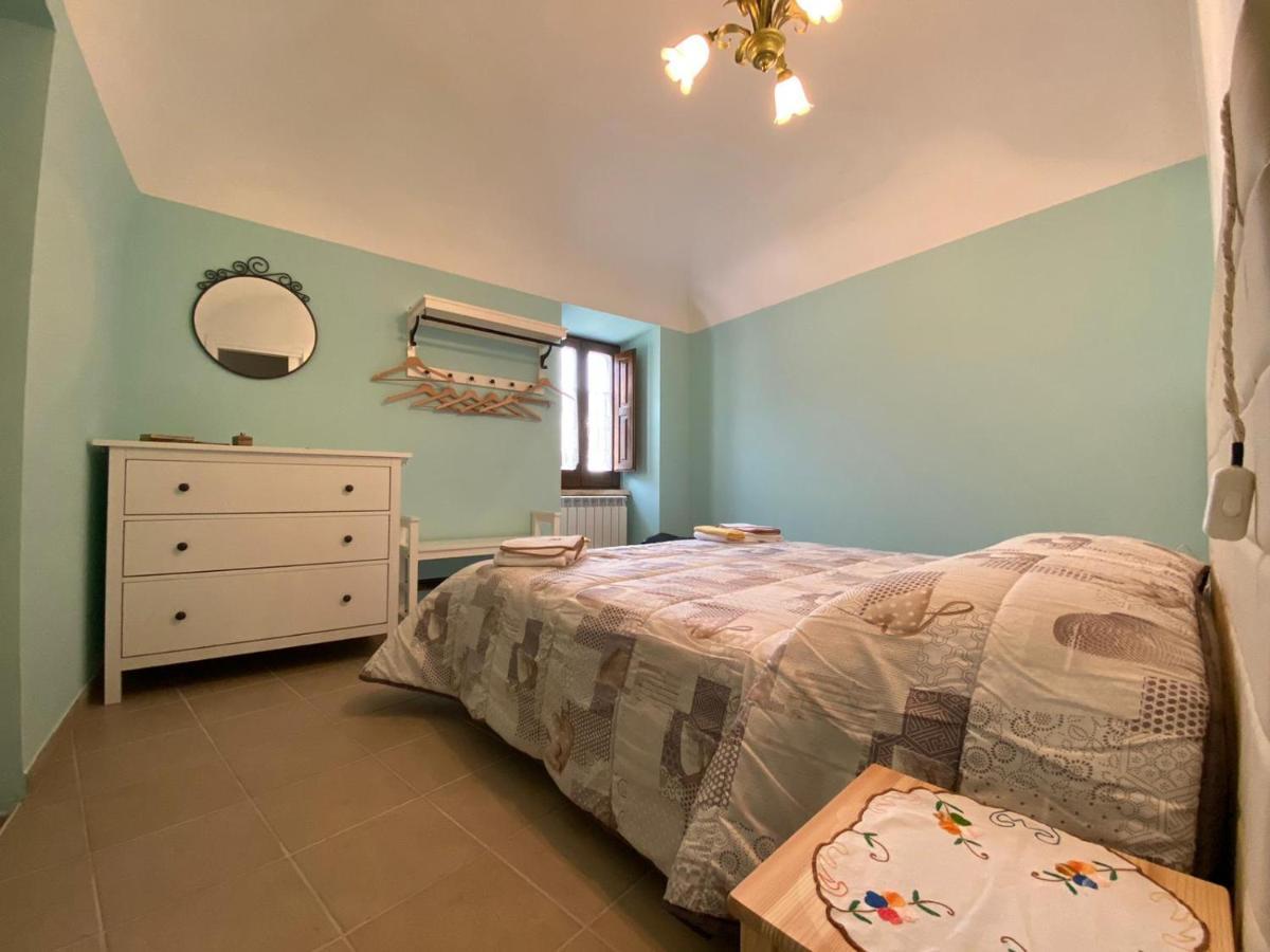 Dimora Di Nonno Livio Apartment Santo Stefano Di Sessanio Exterior foto